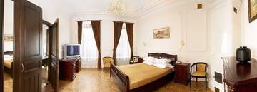 Номер люкс в Гостинице Росси